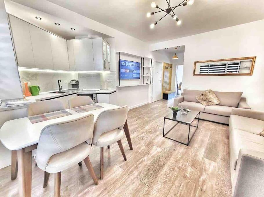 53° Bs Skanderbeg City Center Comfort Tirana Exteriör bild