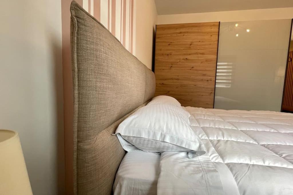 53° Bs Skanderbeg City Center Comfort Tirana Exteriör bild